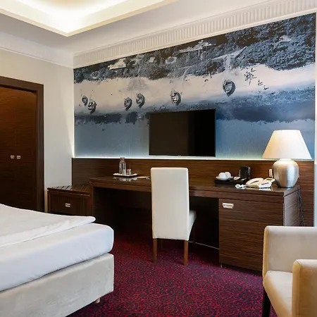 Hotel Falko-3